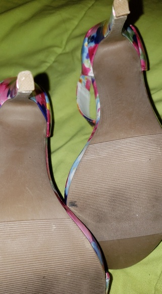 Open toe heels! - Picture 4 of 5